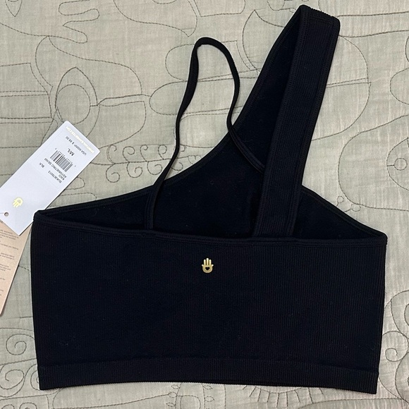 NWT Spiritual Gangster Kaci Asymmetric Seamless Crop M Black - Picture 5 of 7